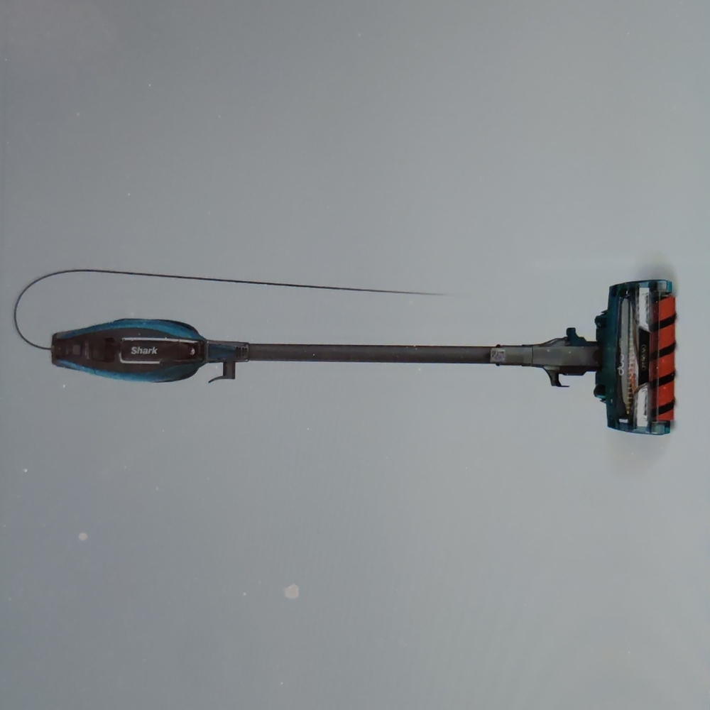 Sharp Apex corded stick Vac